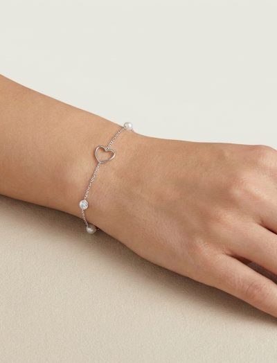 Bracciale a catena in argento rodiato con perle, cuori e zirconi